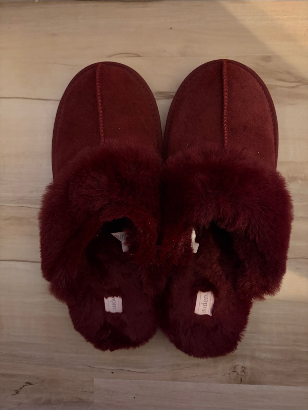Auden Faux-Fur Slip-On Slippers in Wine